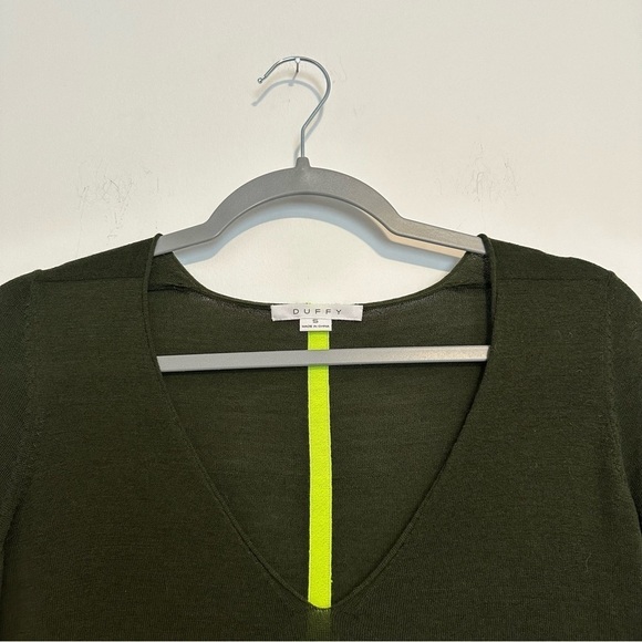 Duffy wool and cashmere green v-neck sweater - Picture 8 of 9
